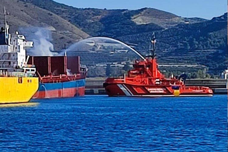 İspanya’da Türk gemisinde yangın çıktı